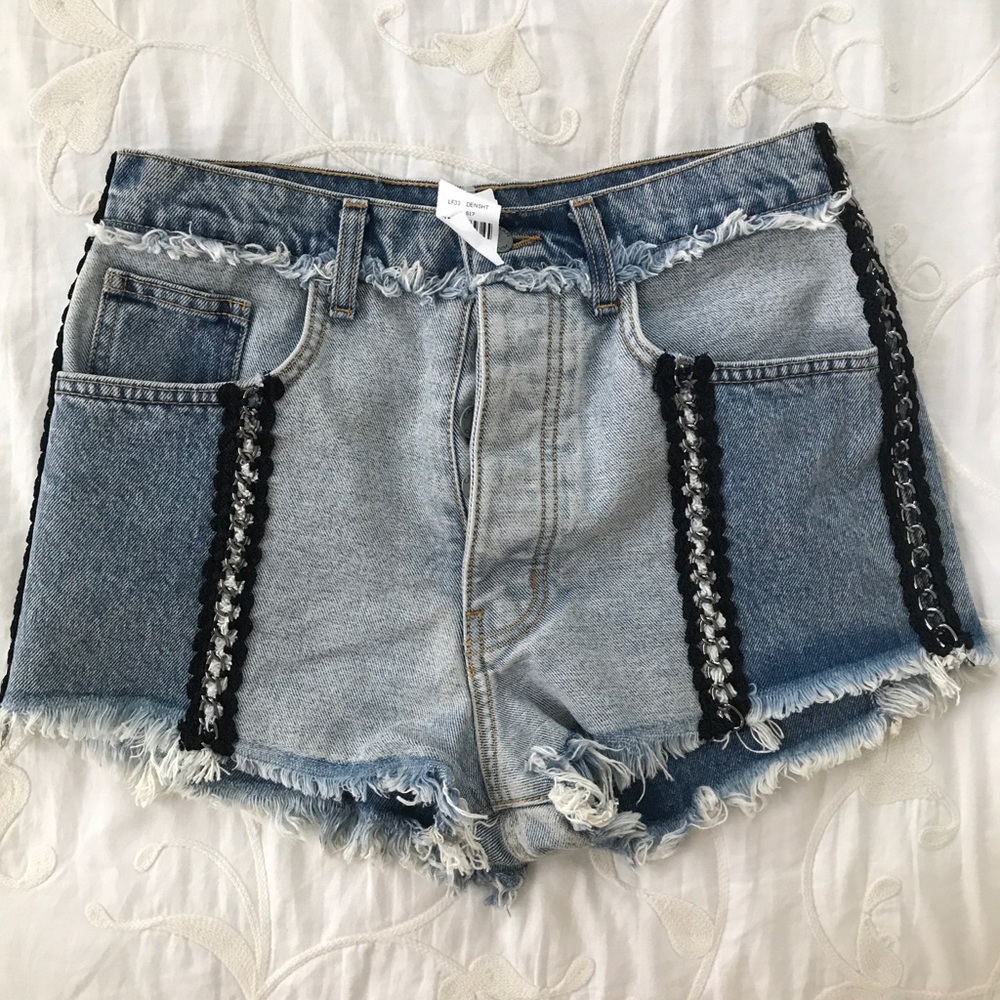 LF BRAND NEW Carmar denim shorts